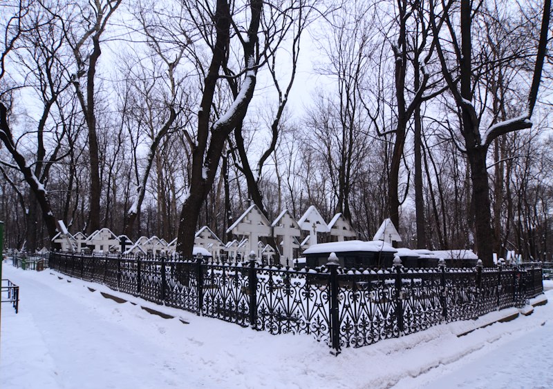 Архиерейские могилы на Рогожском кладбище в Москве